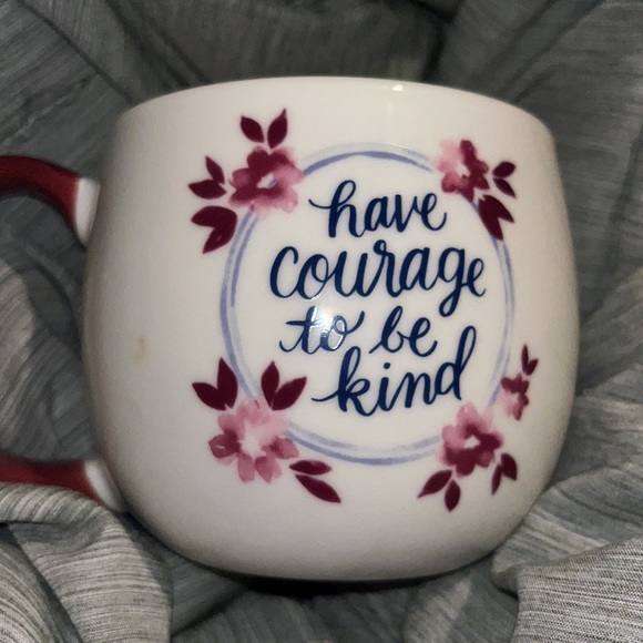 Porcelain “have courage to be kind” mug Threshold - Picture 3 of 7